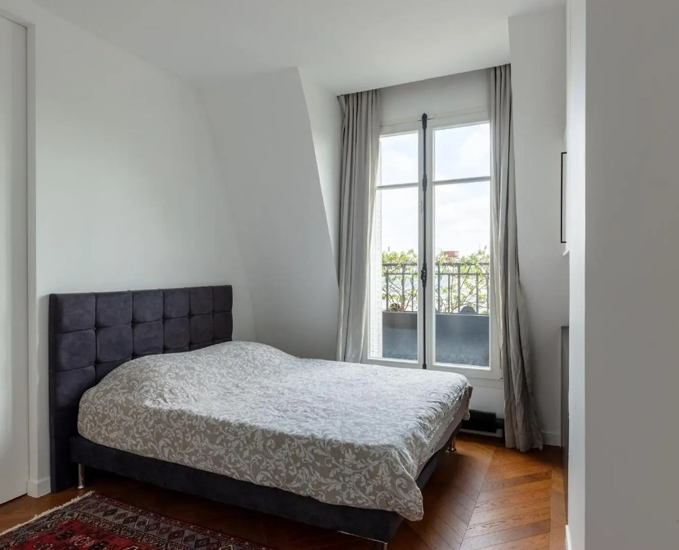 Fancy Apartment - Champs Elysees Paris