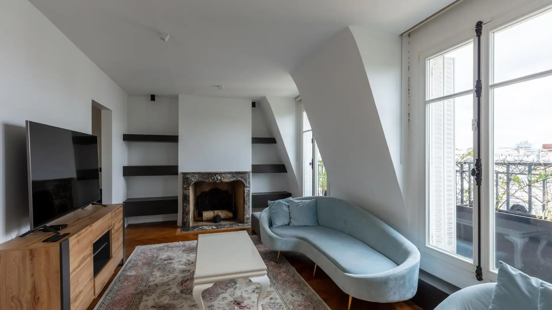 Fancy Apartment - Champs Elysees Paris